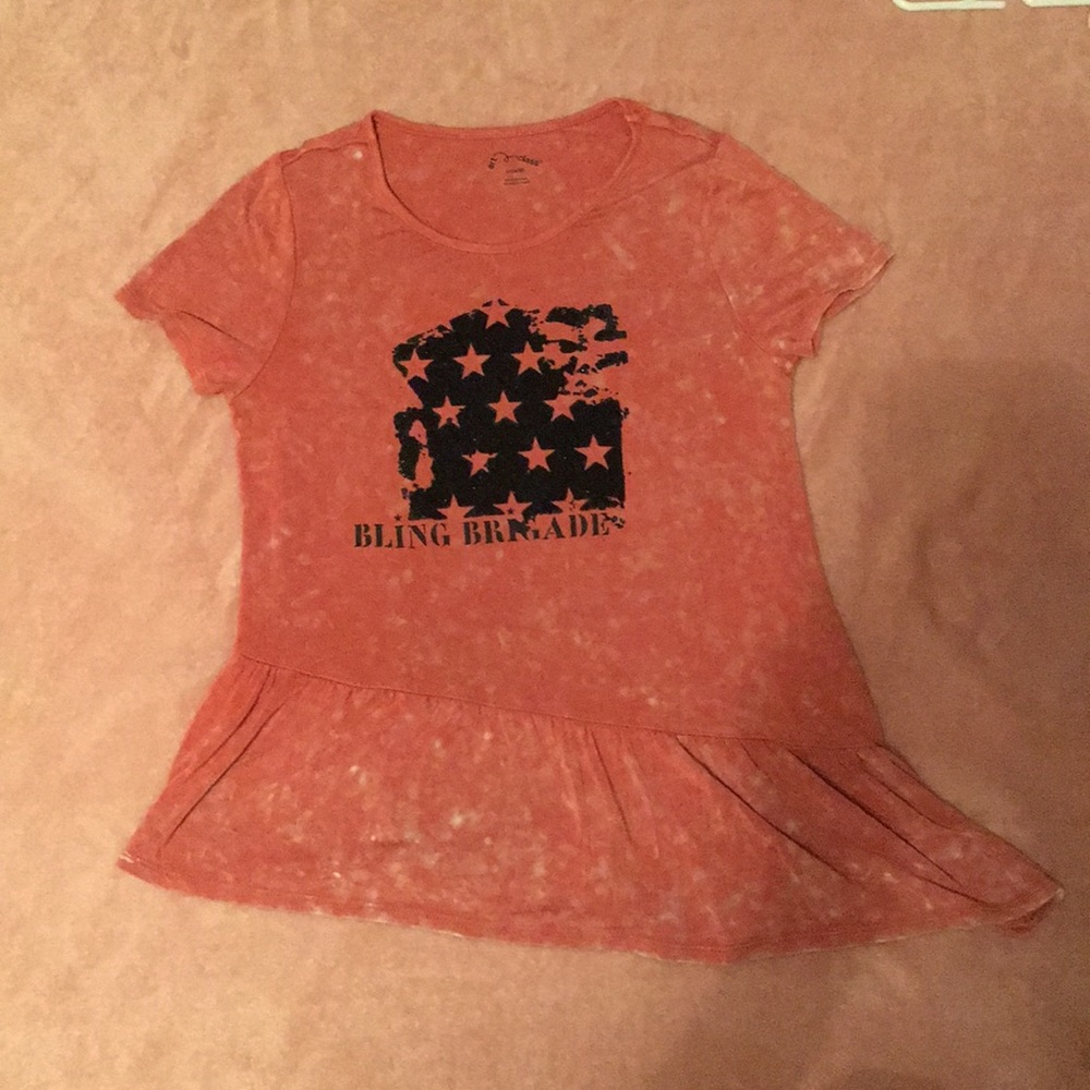 tee shirt